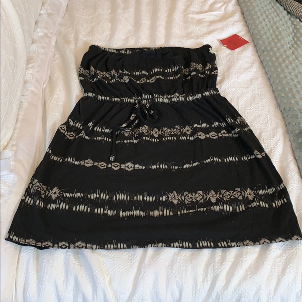 Mossimo Coverup